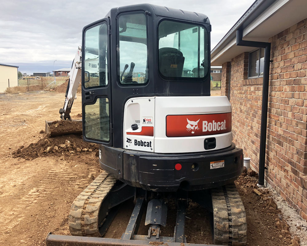 Mick's Excavations Excavator, Skid Steer, Hydro Excavator Tamworth